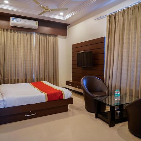 Tiger'S Trail Hotel & Food Court Kumbhalgarh Exterior photo